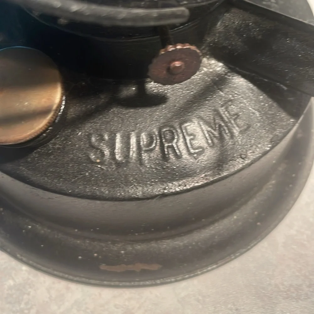 Embury Mfg. Co. vintage supreme